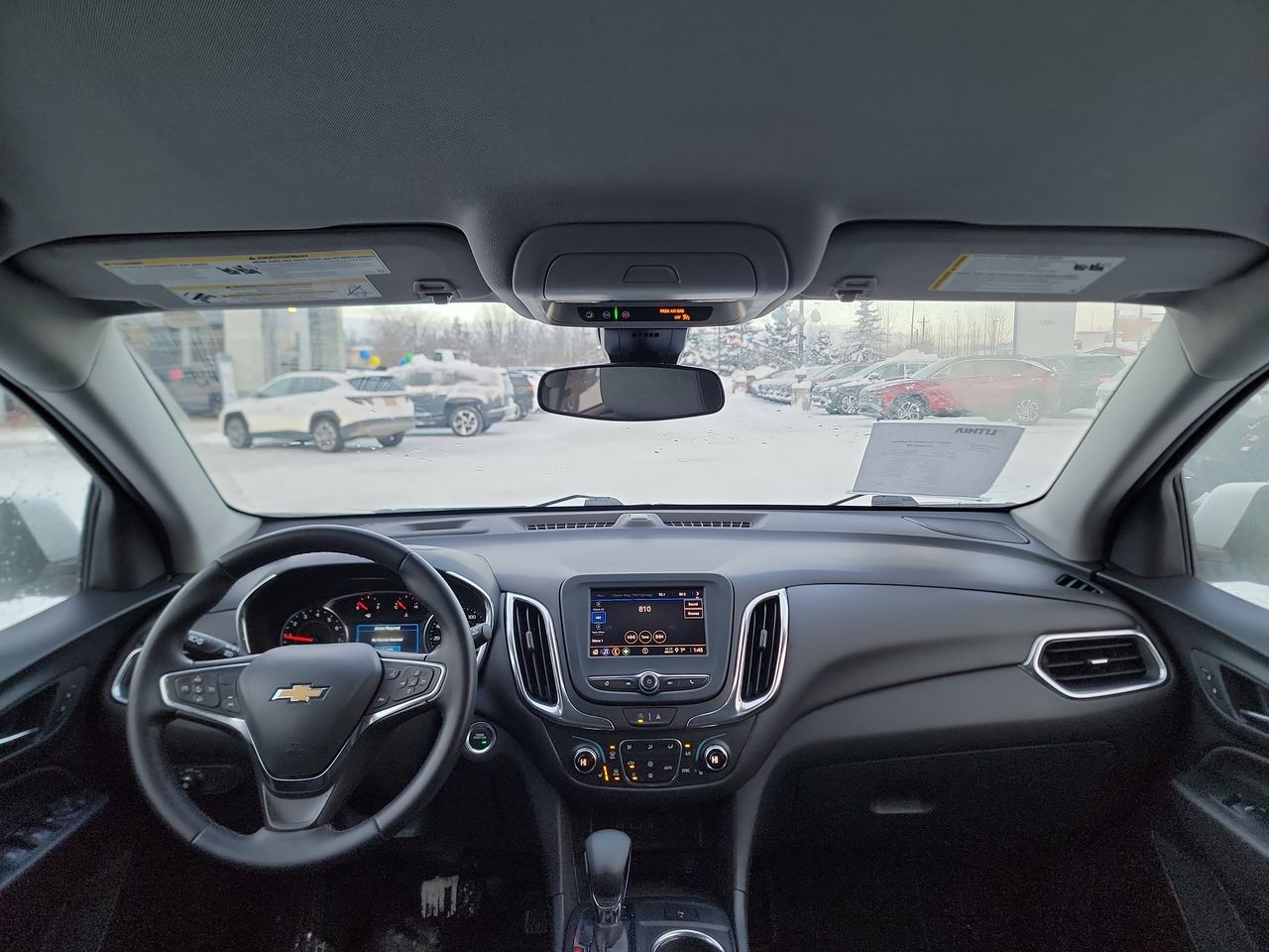 Thumbnail: 2024 Chevrolet Equinox - 24