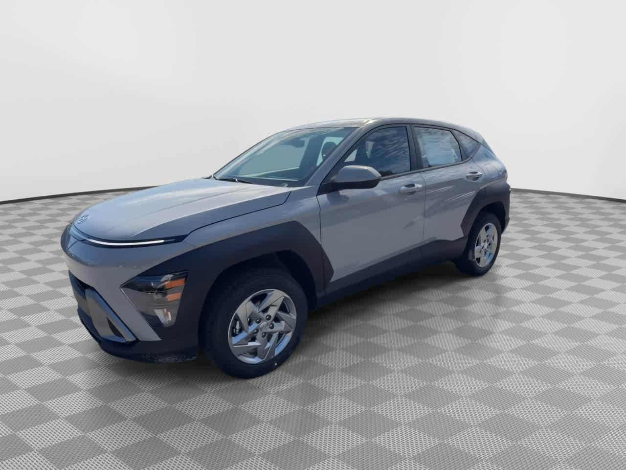 2027 Hyundai Kona Essential - Photo 4