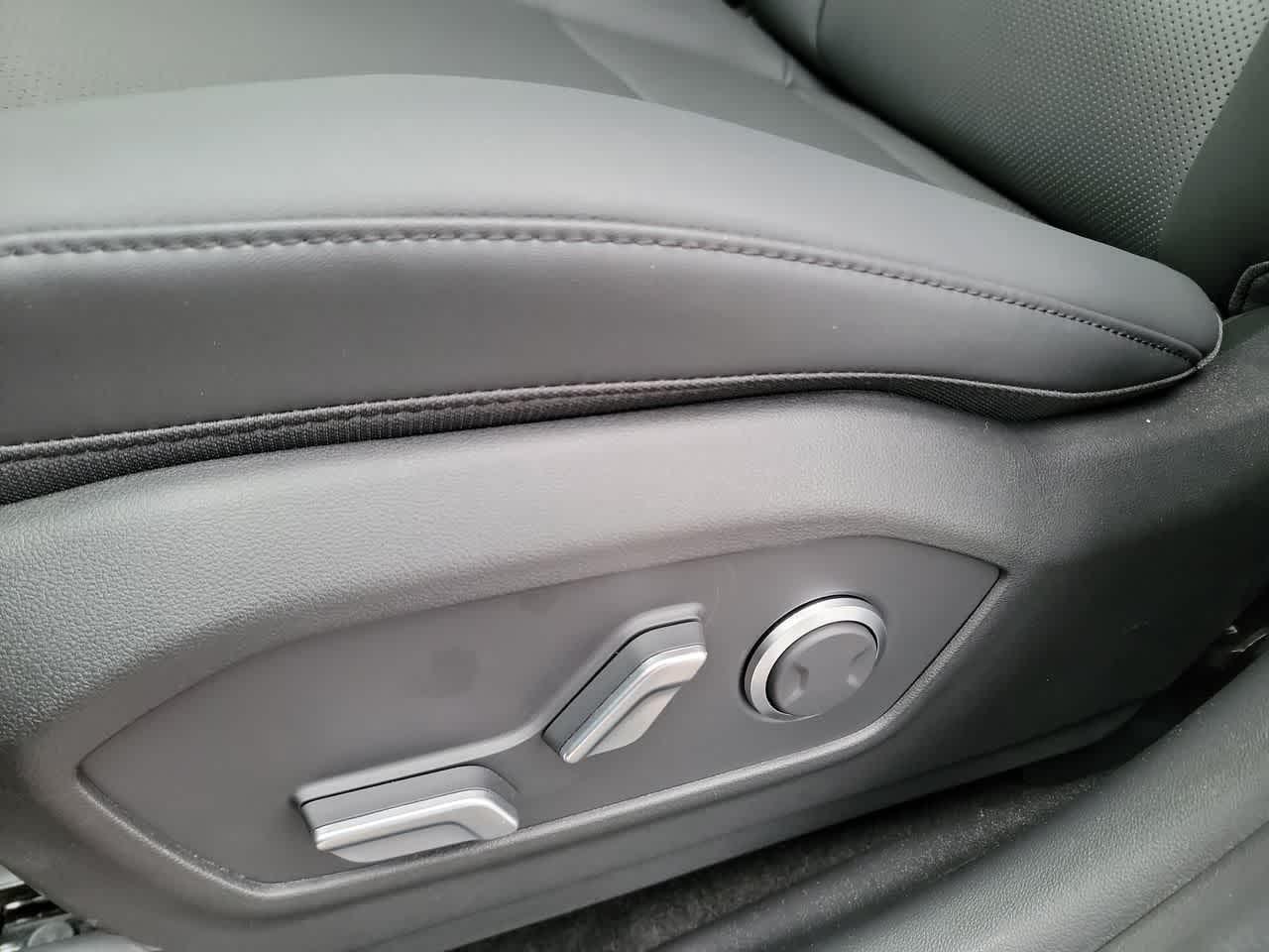 Thumbnail: 2026 Hyundai Santa Fe - 12