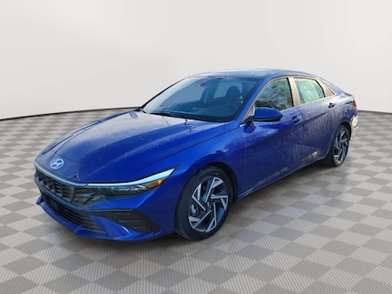 2025 Hyundai Elantra SEL Convenience Sedan