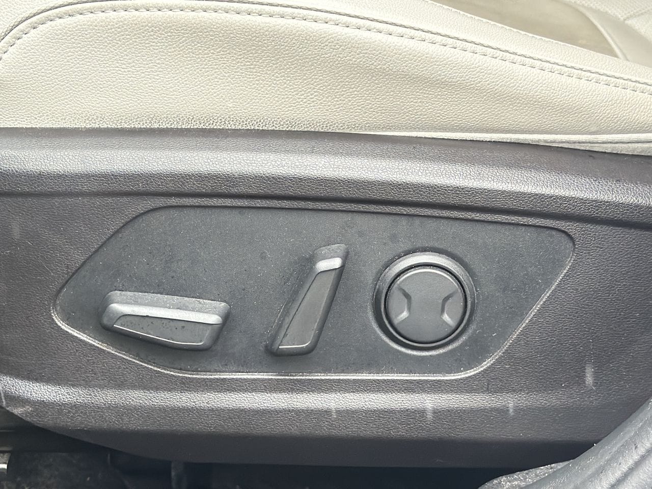 Thumbnail: 2022 Hyundai Tucson - 12