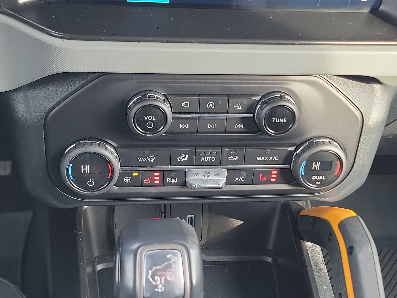 Thumbnail: 2021 Ford Bronco - 19