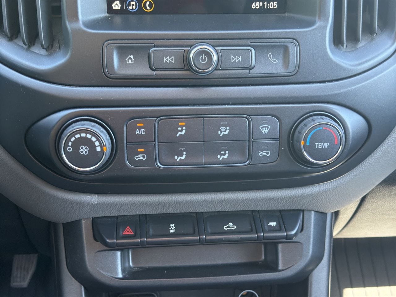 Thumbnail: 2019 Chevrolet Colorado - 18