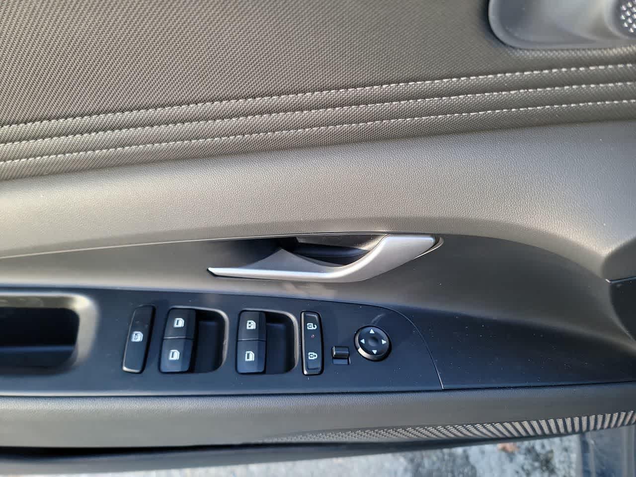 Thumbnail: 2025 Hyundai Elantra - 11