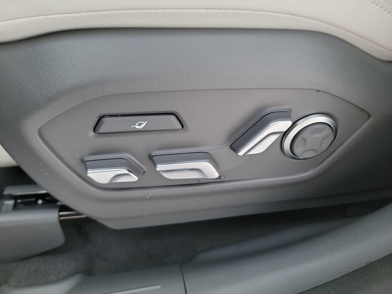 Thumbnail: 2026 Hyundai Santa Fe - 12