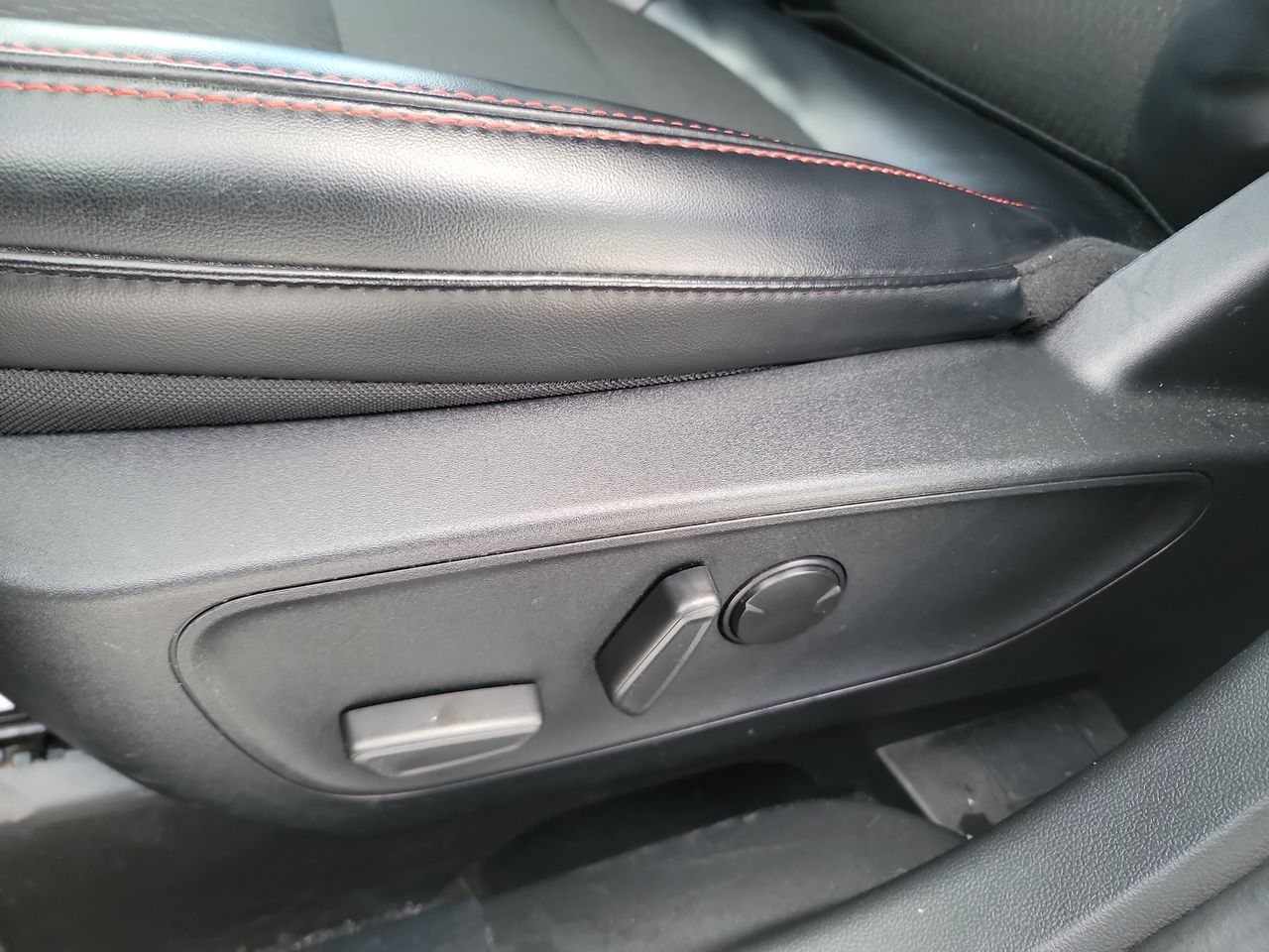 Thumbnail: 2024 Ford Escape - 12