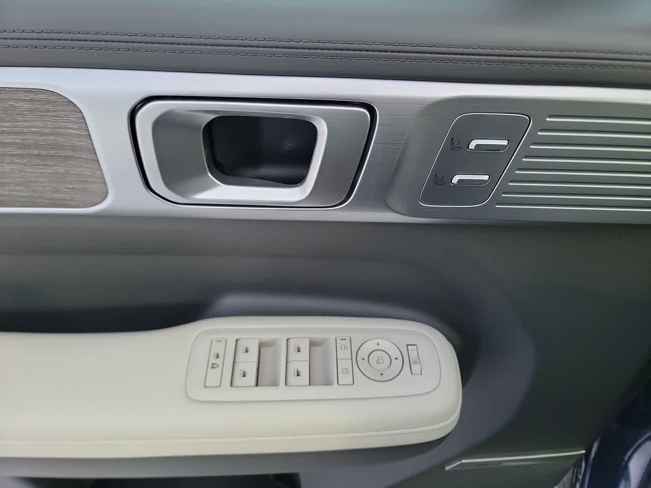 Thumbnail: 2026 Hyundai Santa Fe - 11