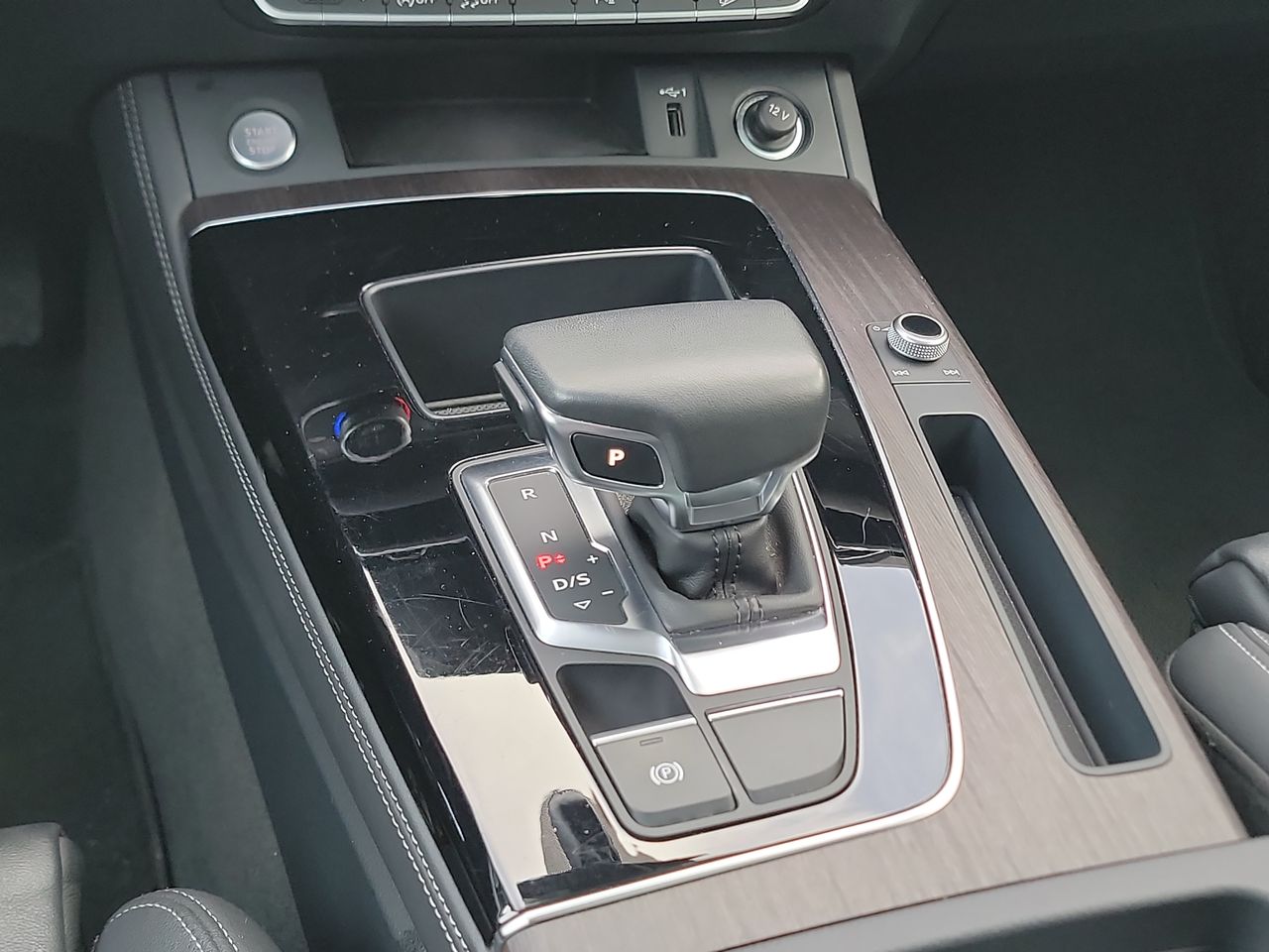 Thumbnail: 2024 Audi Q5 - 17