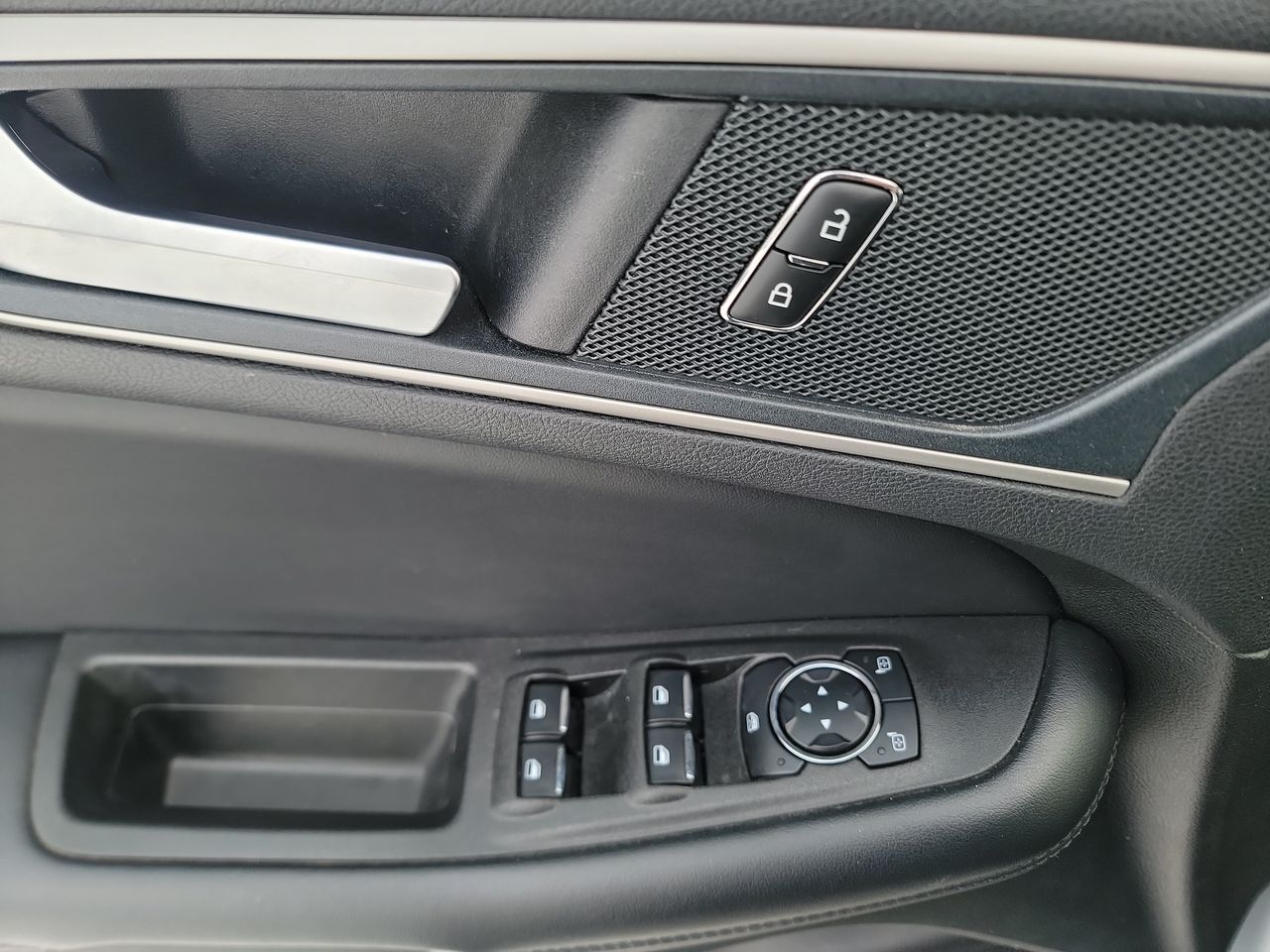 Thumbnail: 2024 Ford Edge - 11