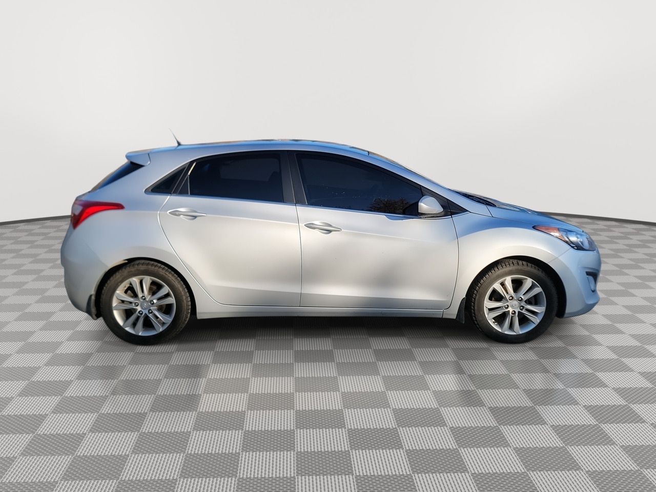 Thumbnail: 2014 Hyundai Elantra - 9