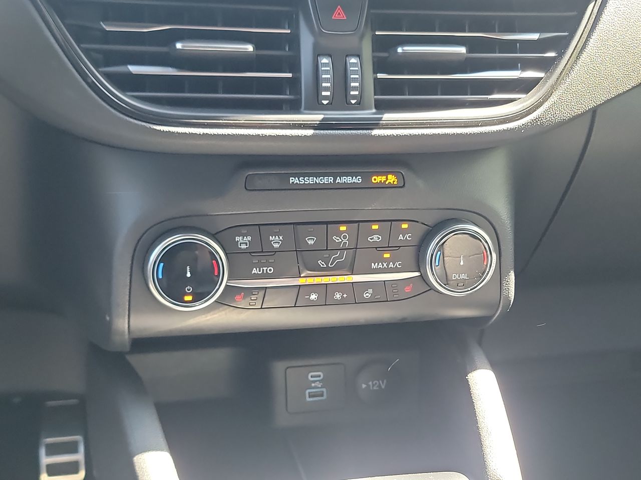 Thumbnail: 2023 Ford Escape - 18