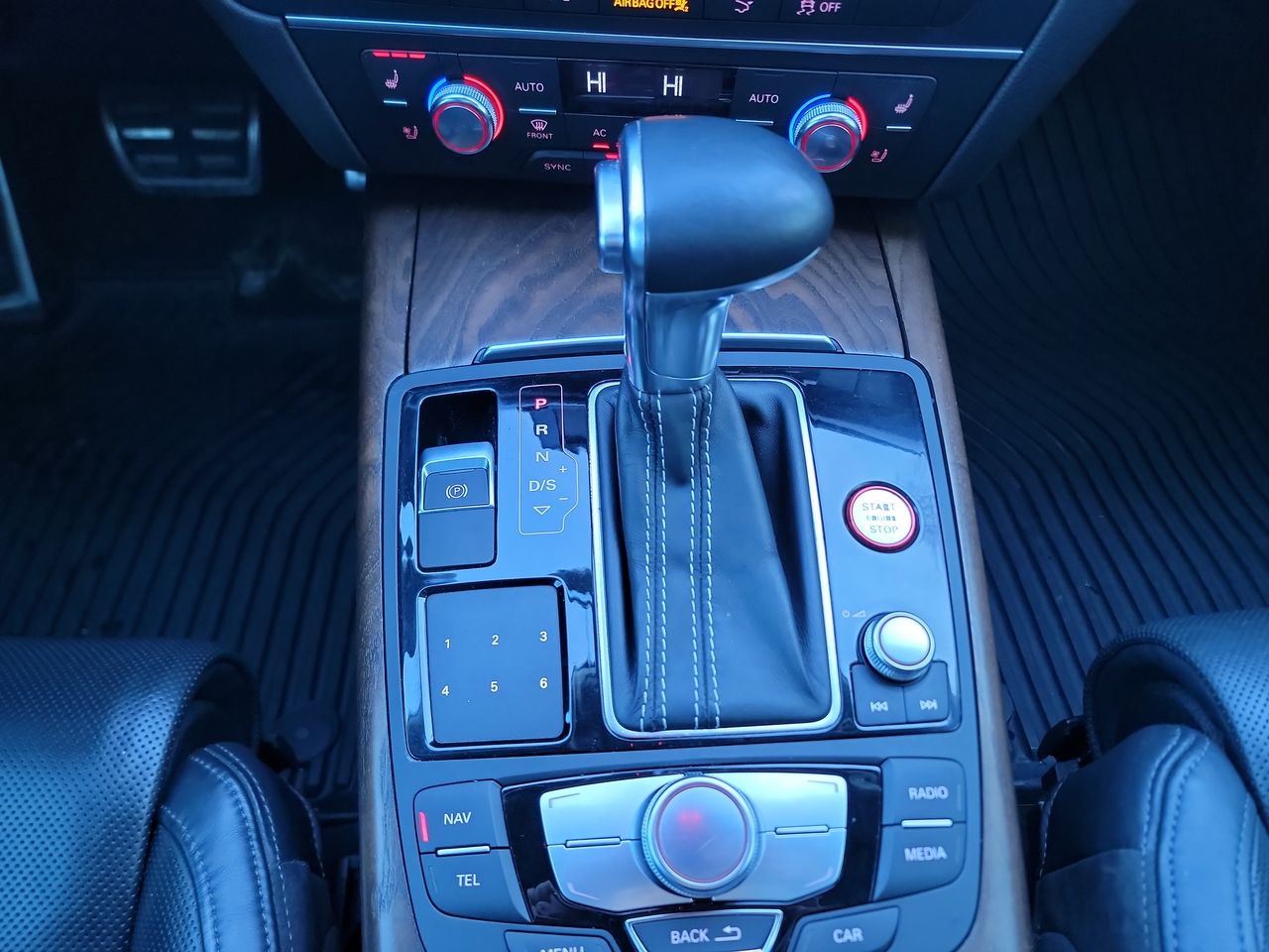 Thumbnail: 2013 Audi S7 - 18