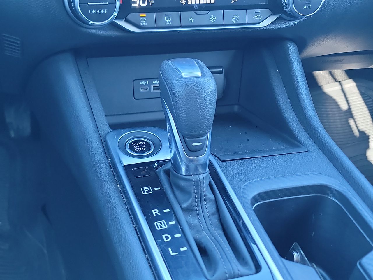 Thumbnail: 2022 Nissan Sentra - 17