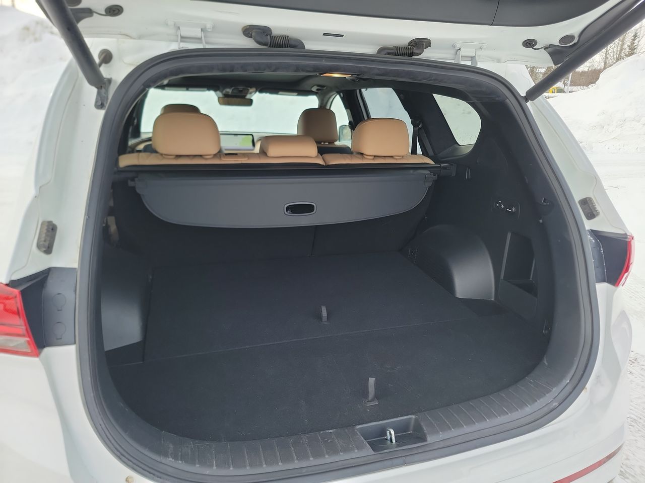 Thumbnail: 2023 Hyundai Santa Fe - 23