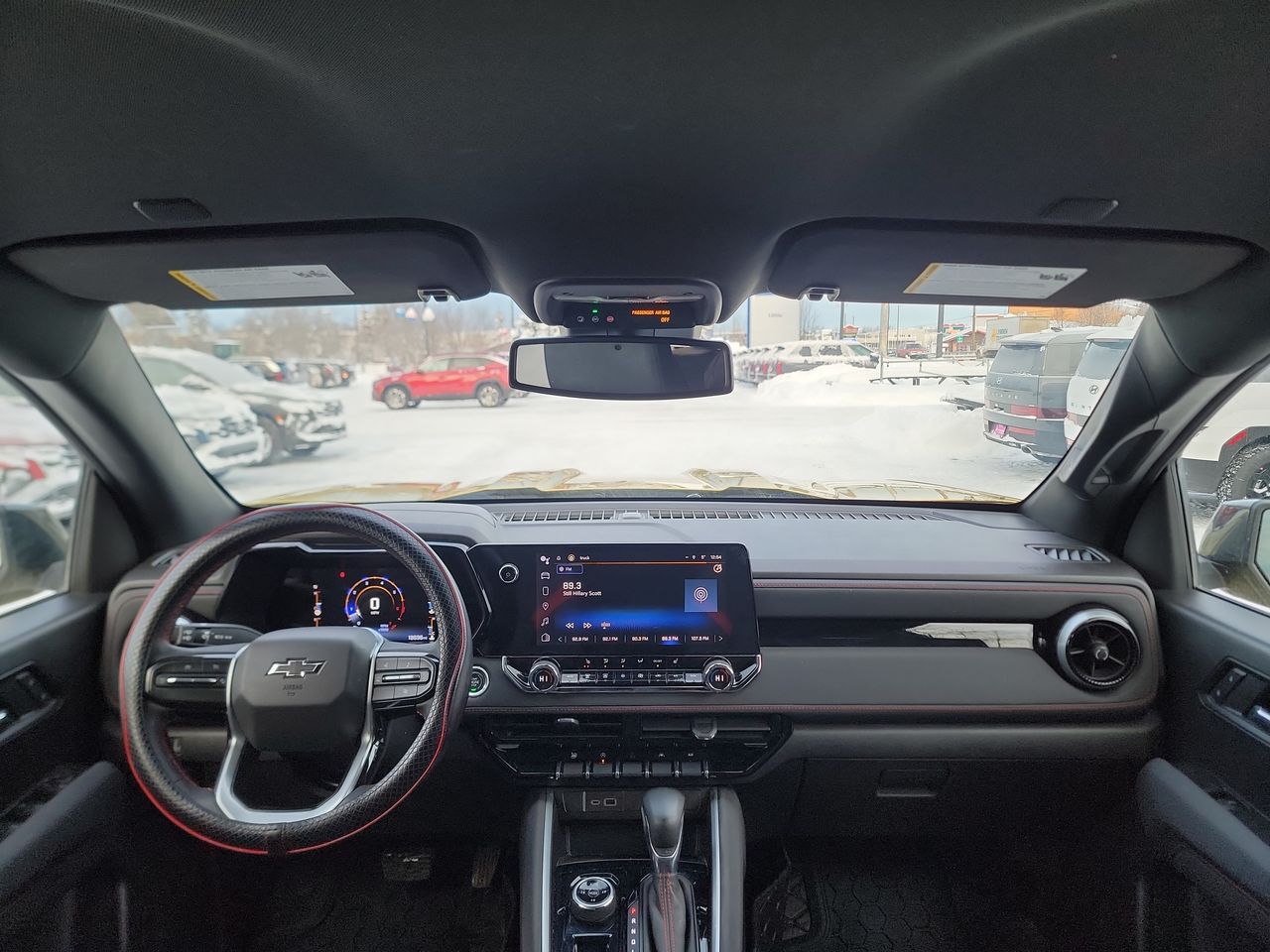 Thumbnail: 2023 Chevrolet Colorado - 24