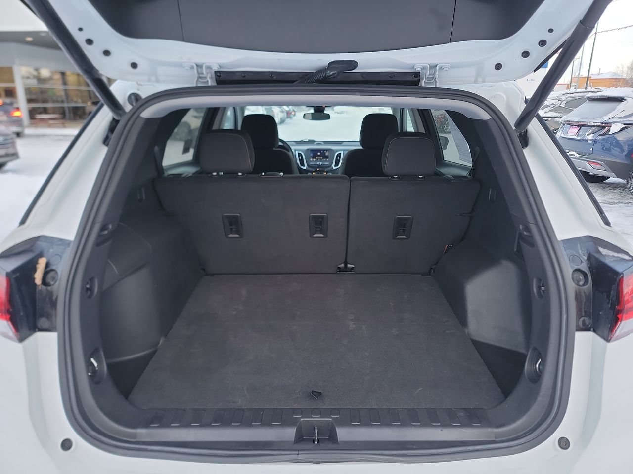 Thumbnail: 2024 Chevrolet Equinox - 21