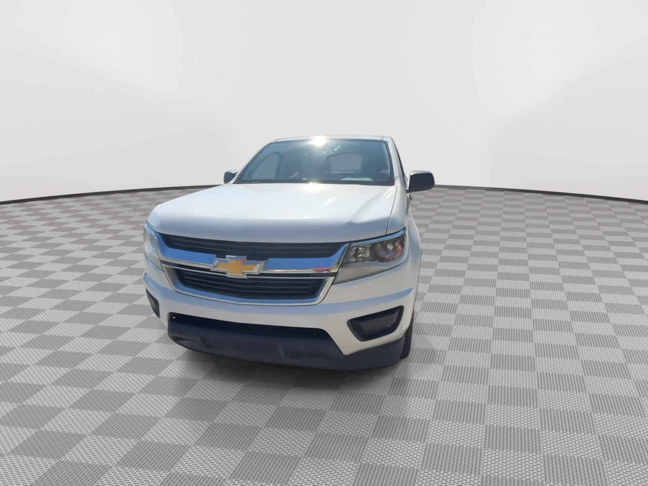 Thumbnail: 2019 Chevrolet Colorado - 3
