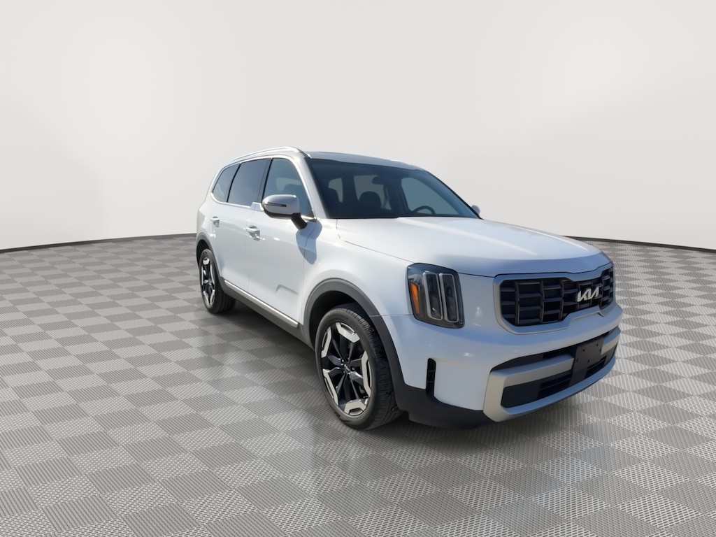 Used 2025 Kia Telluride S SUV