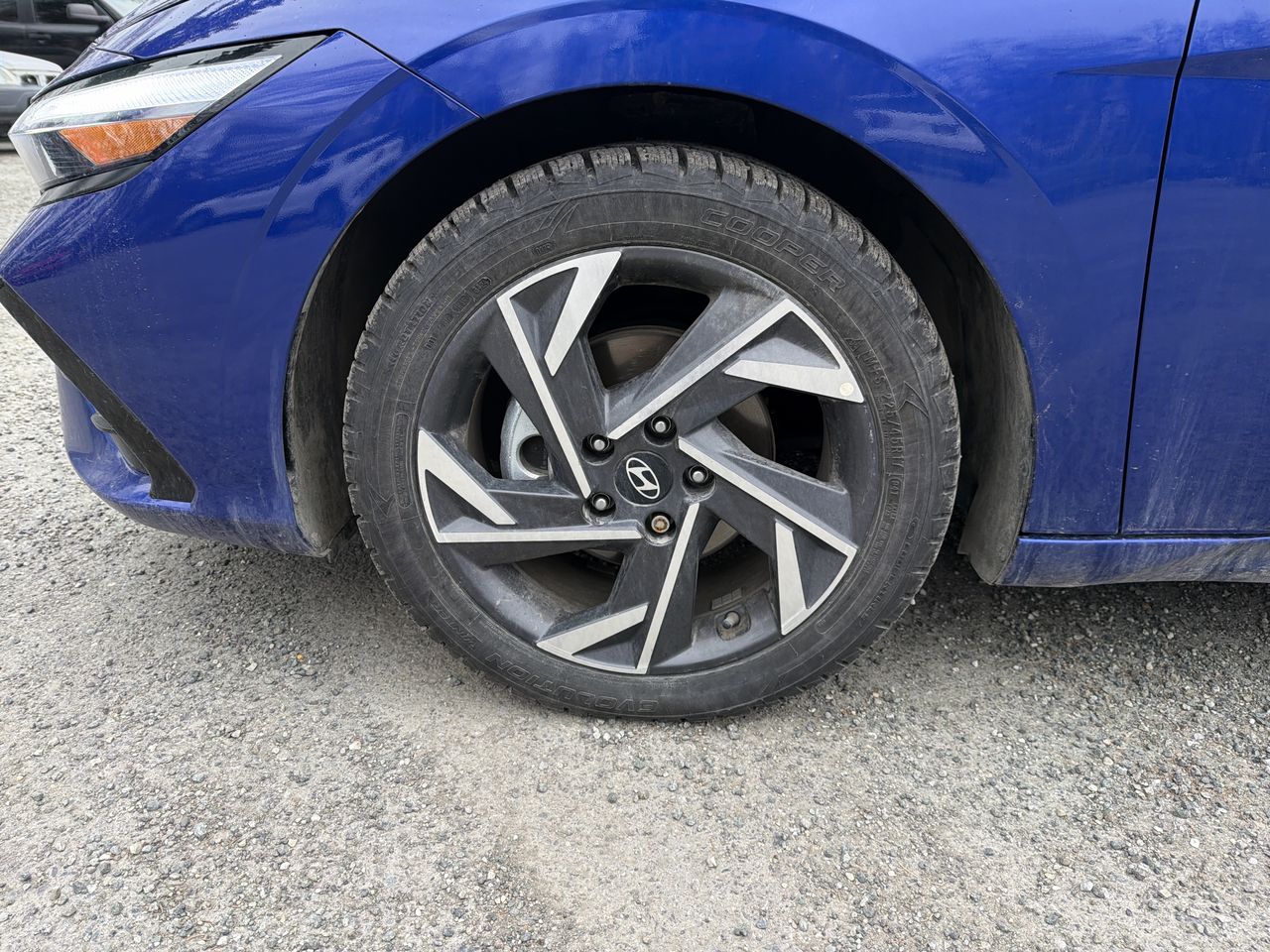 Thumbnail: 2024 Hyundai Elantra - 10