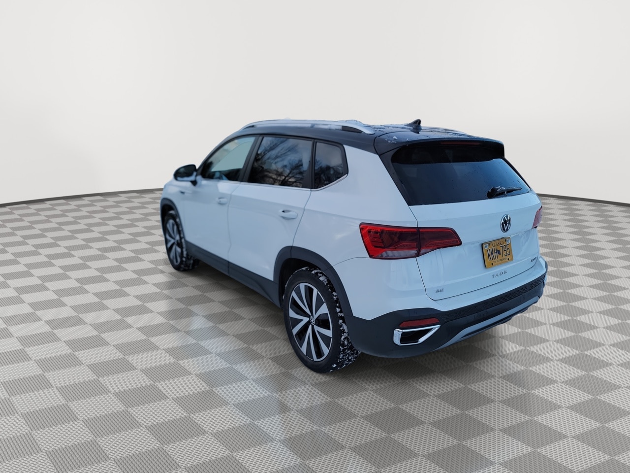 Thumbnail: 2023 Volkswagen Taos - 6