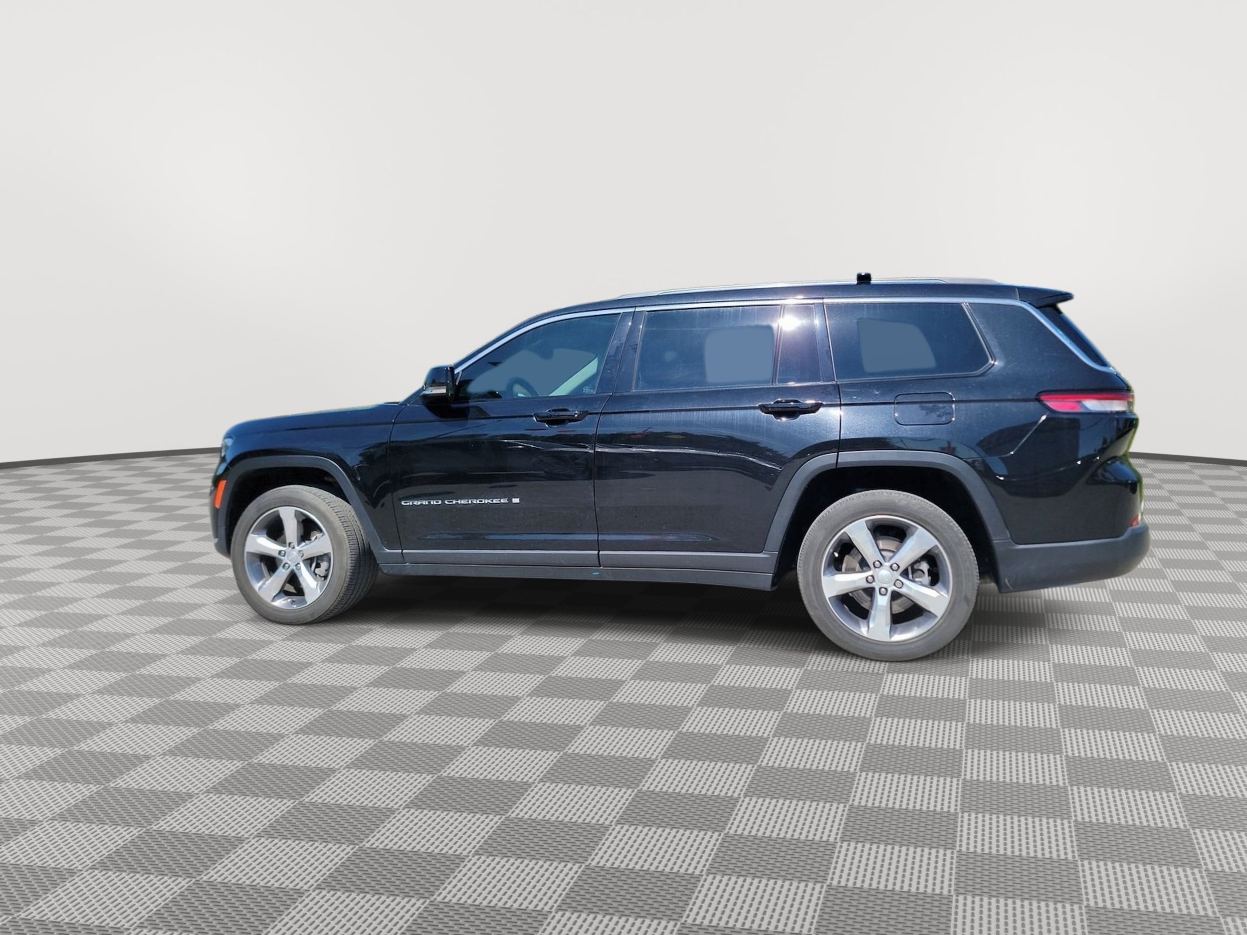 Used 2021 Jeep Grand Cherokee L Limited with VIN 1C4RJKBG6M8118622 for sale in Anchorage, AK