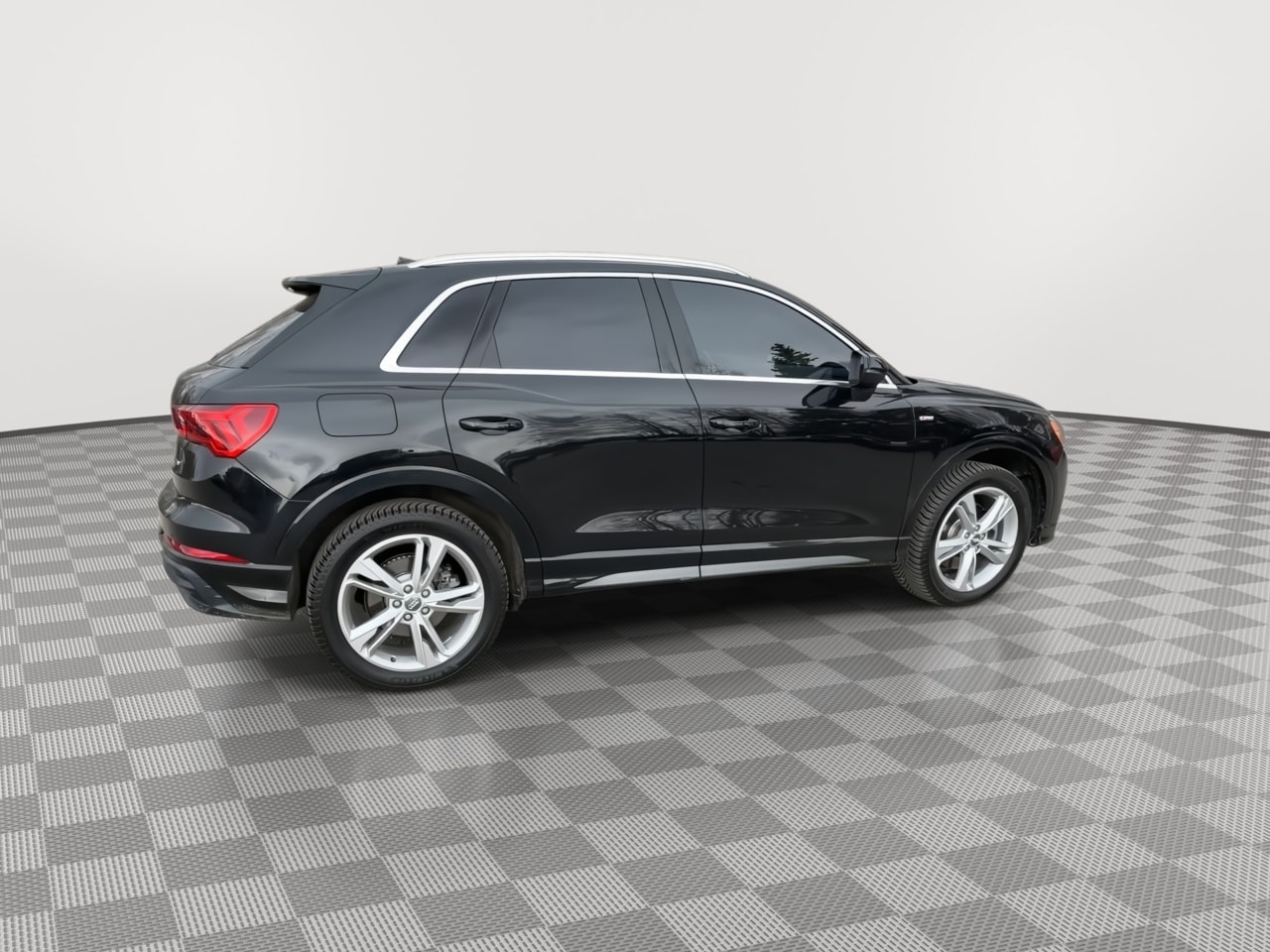 Thumbnail: 2020 Audi Q3 - 8
