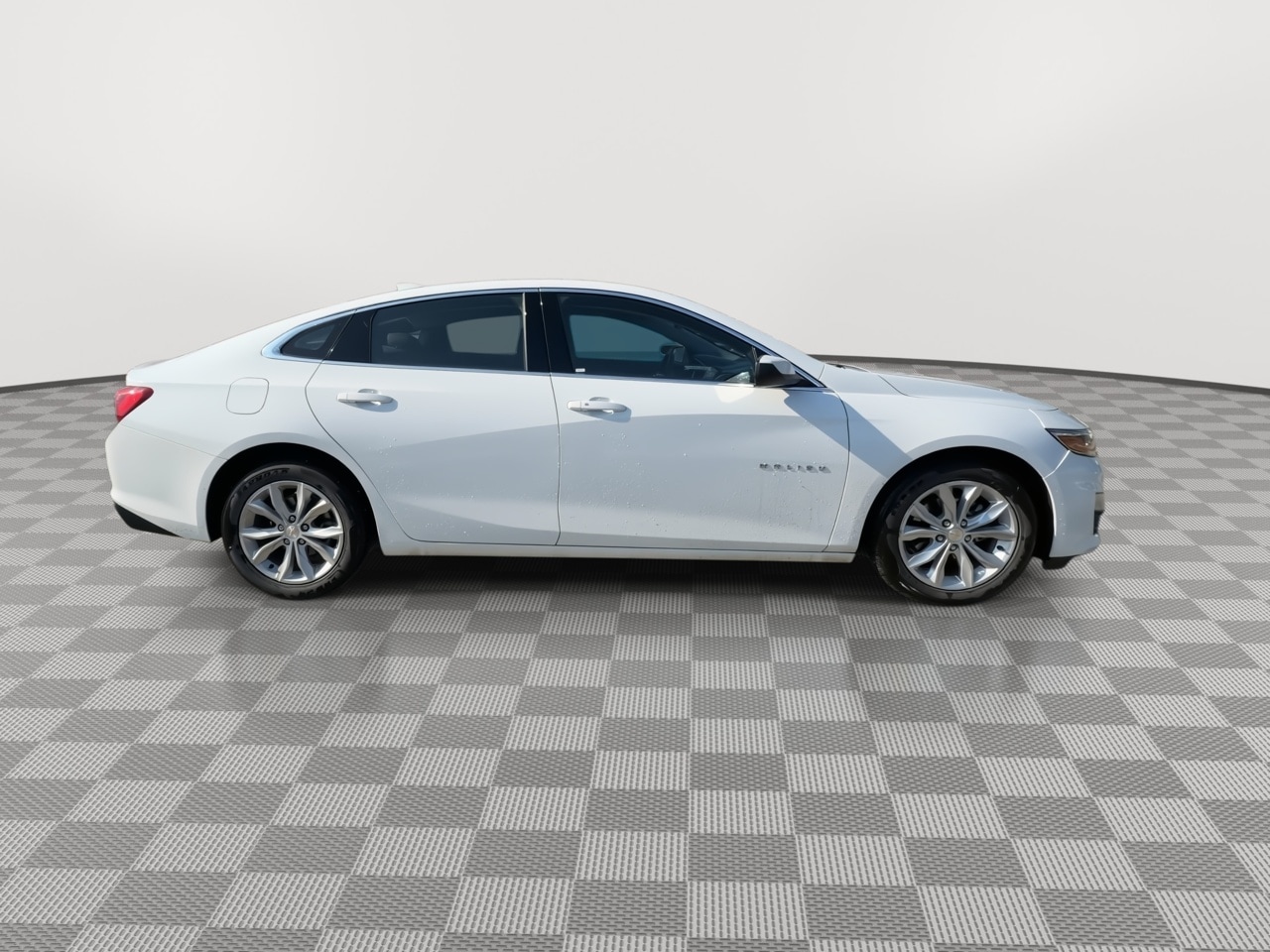 Thumbnail: 2024 Chevrolet Malibu - 9