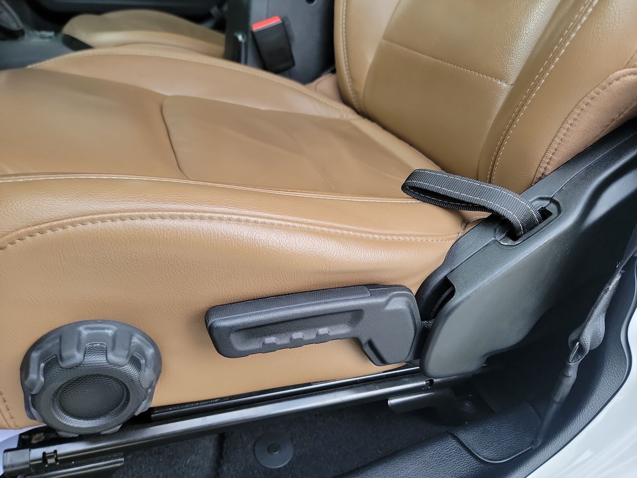Thumbnail: 2021 Jeep Wrangler - 12