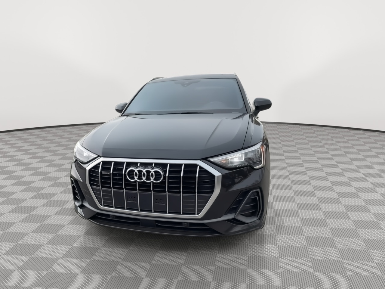 Thumbnail: 2020 Audi Q3 - 3