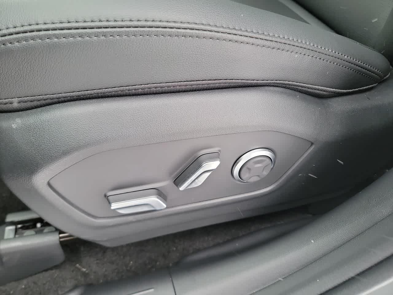 Thumbnail: 2026 Hyundai Santa Fe - 12