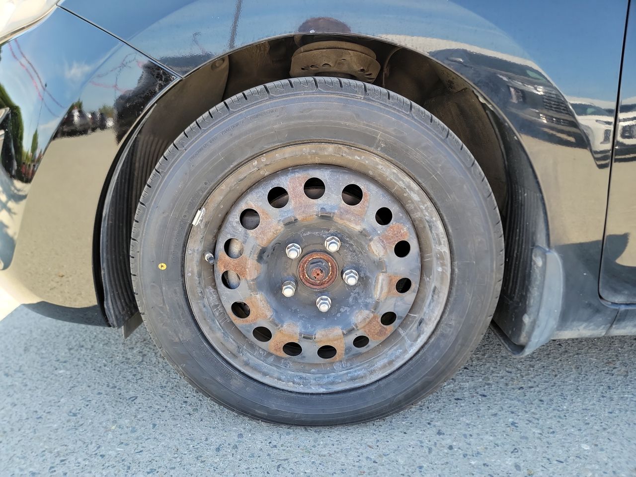 Thumbnail: 2016 Hyundai Elantra - 10