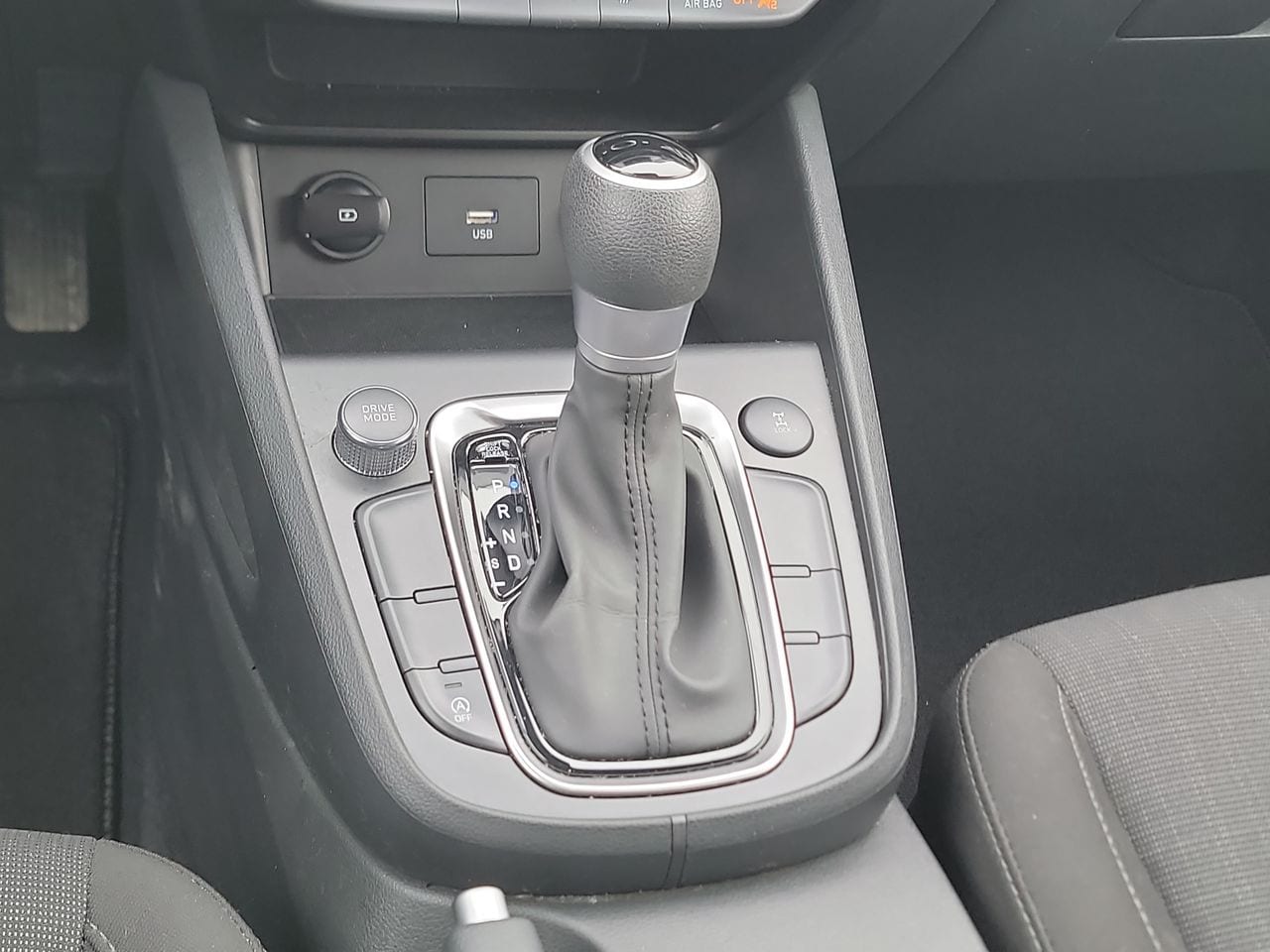 Thumbnail: 2023 Hyundai Kona - 17