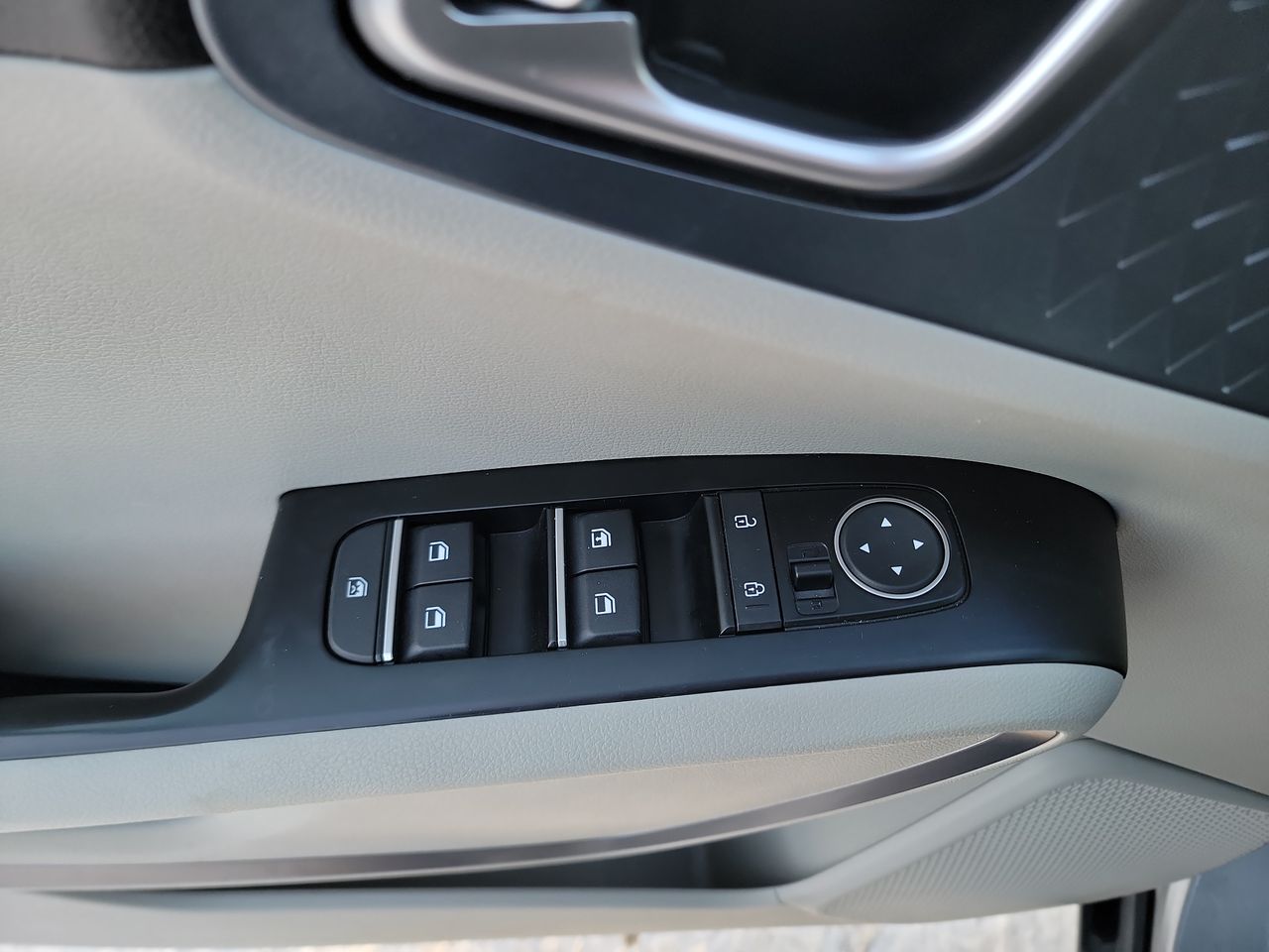 Thumbnail: 2024 Kia Soul - 11