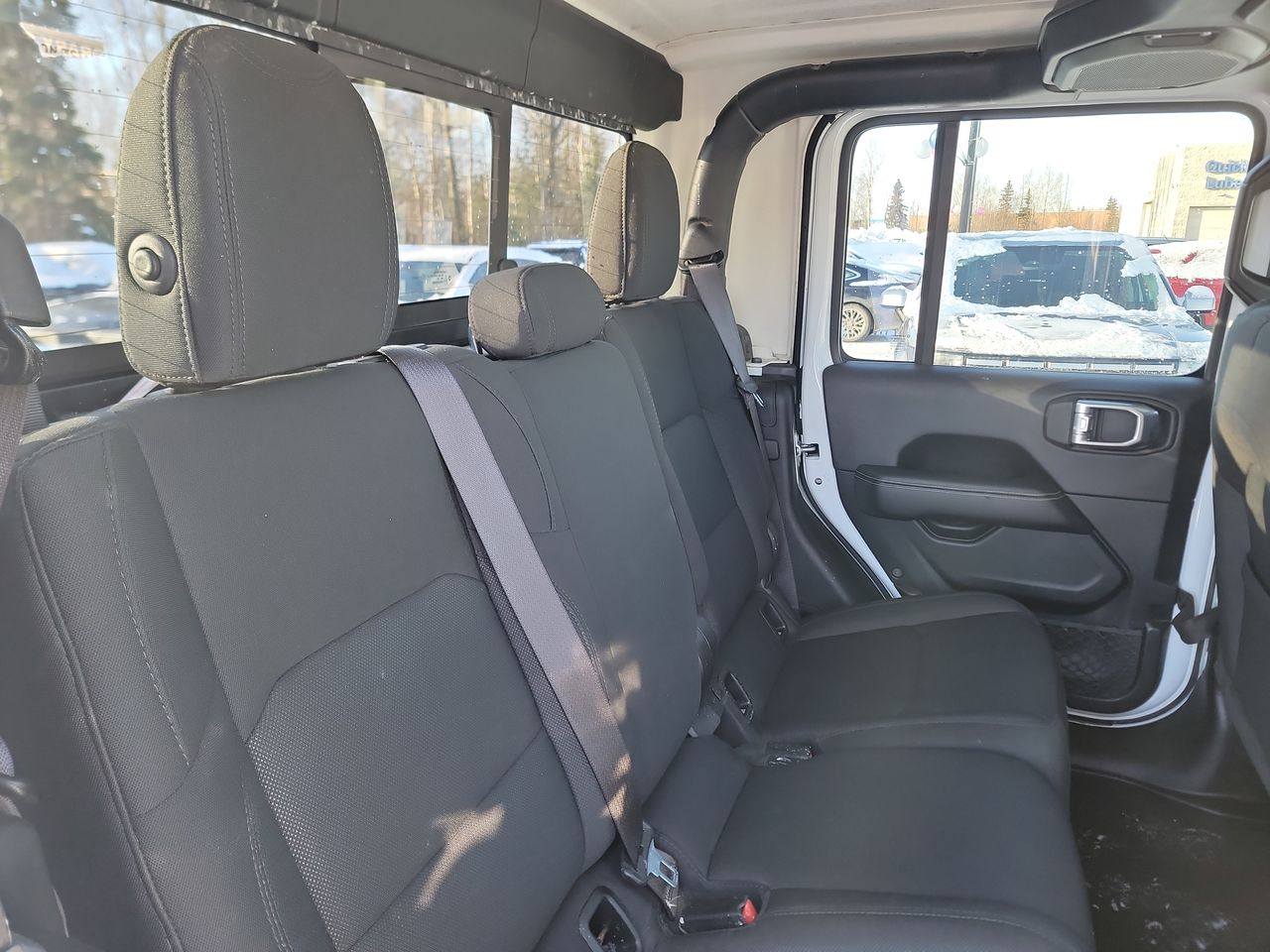 Thumbnail: 2020 Jeep Gladiator - 21