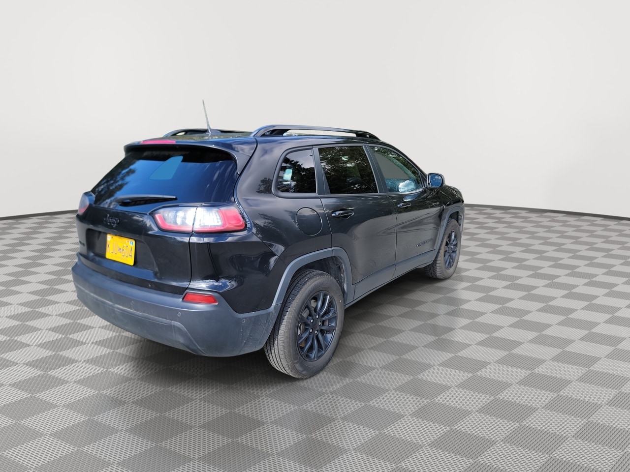 Thumbnail: 2023 Jeep Cherokee - 8