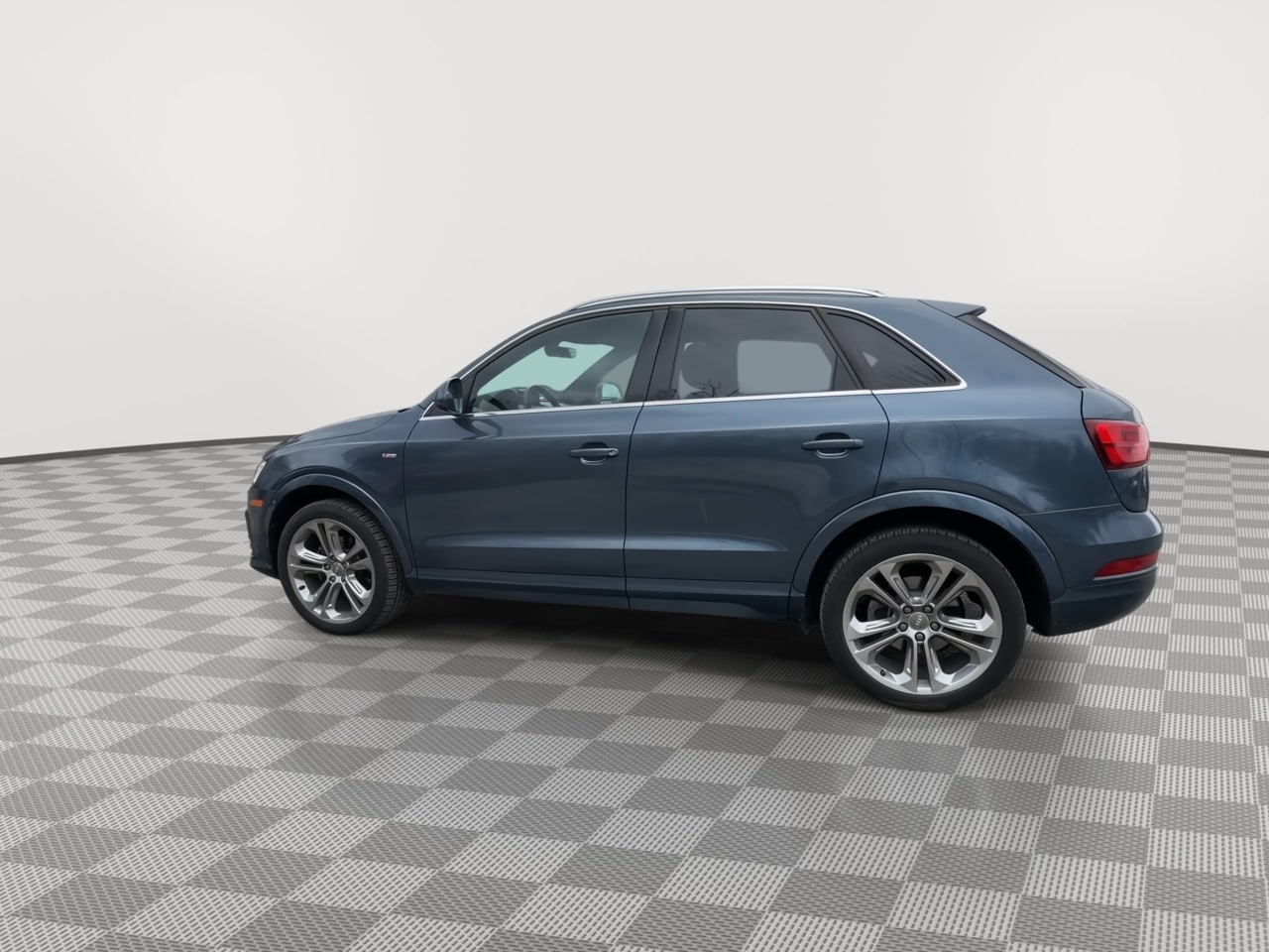Thumbnail: 2018 Audi Q3 - 5