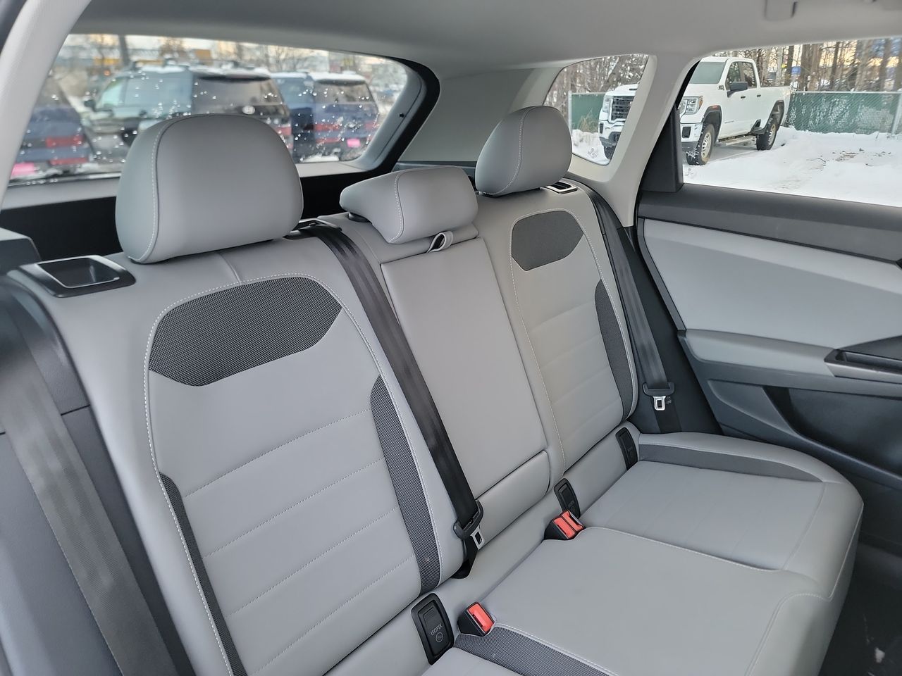 Thumbnail: 2023 Volkswagen Taos - 20