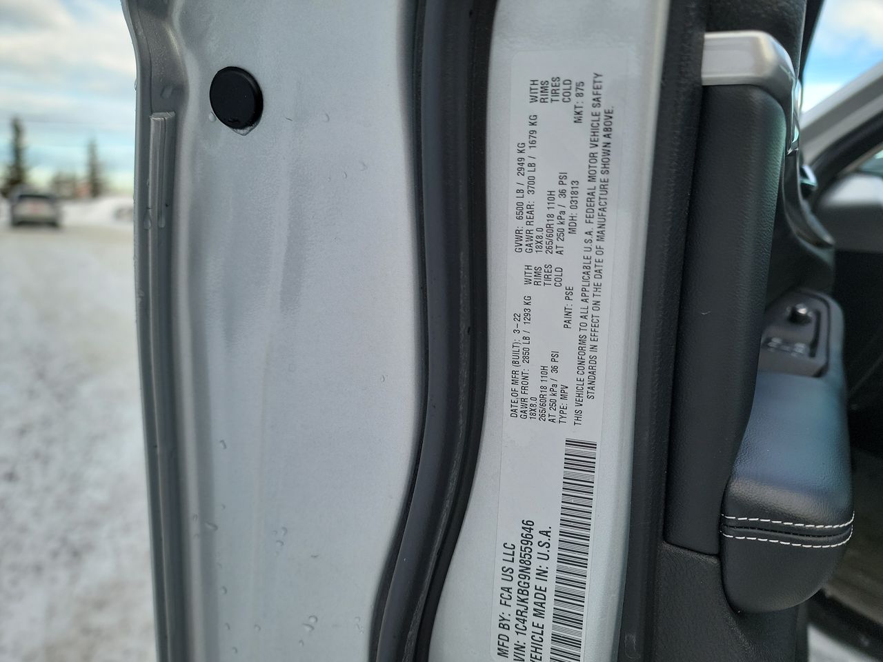 Thumbnail: 2022 Jeep Grand Cherokee - 24