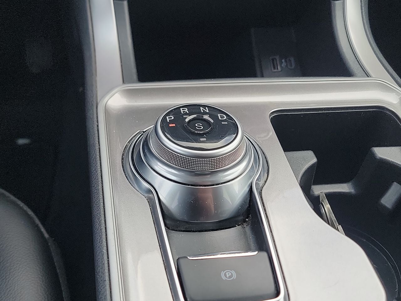 Thumbnail: 2024 Ford Edge - 18