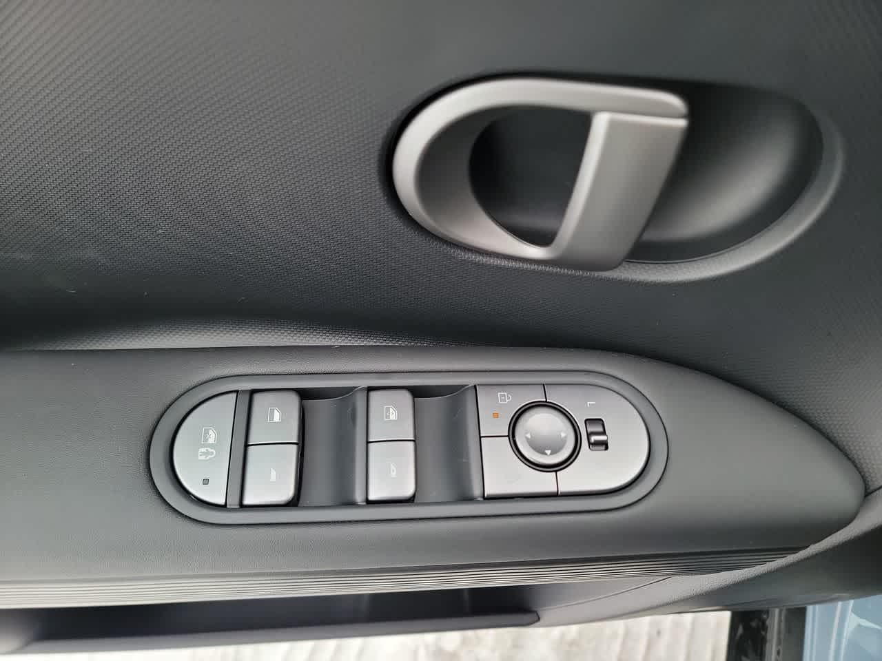 Thumbnail: 2026 Hyundai Ioniq 5 - 11