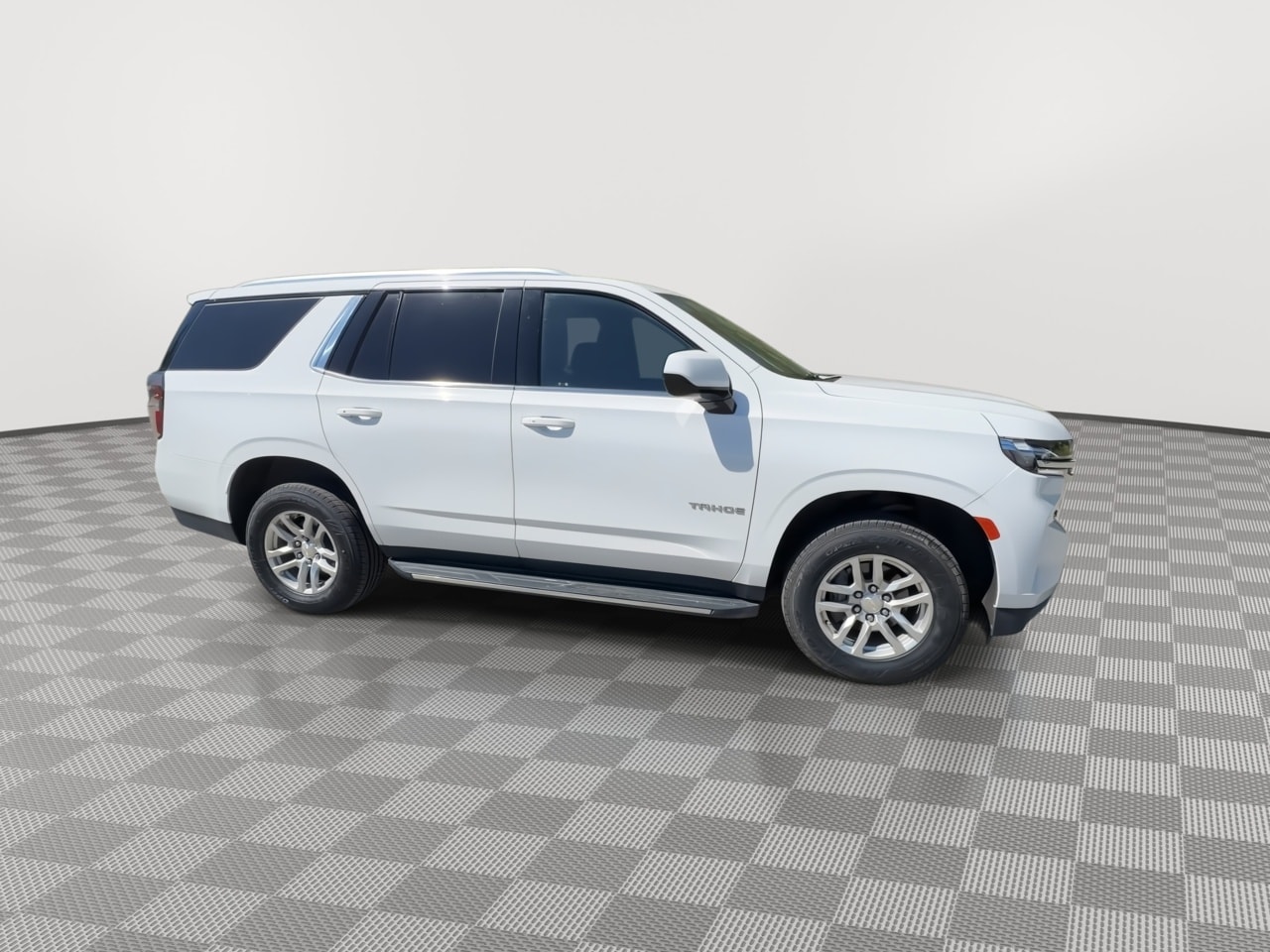 Thumbnail: 2021 Chevrolet Tahoe - 9
