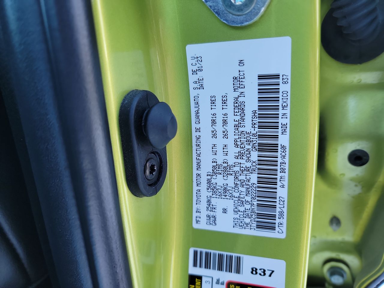 Thumbnail: 2023 Toyota Tacoma - 23