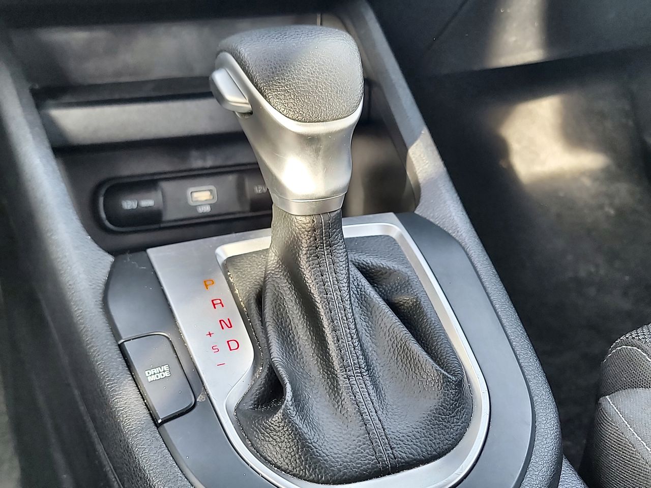 Thumbnail: 2023 Kia Forte - 17