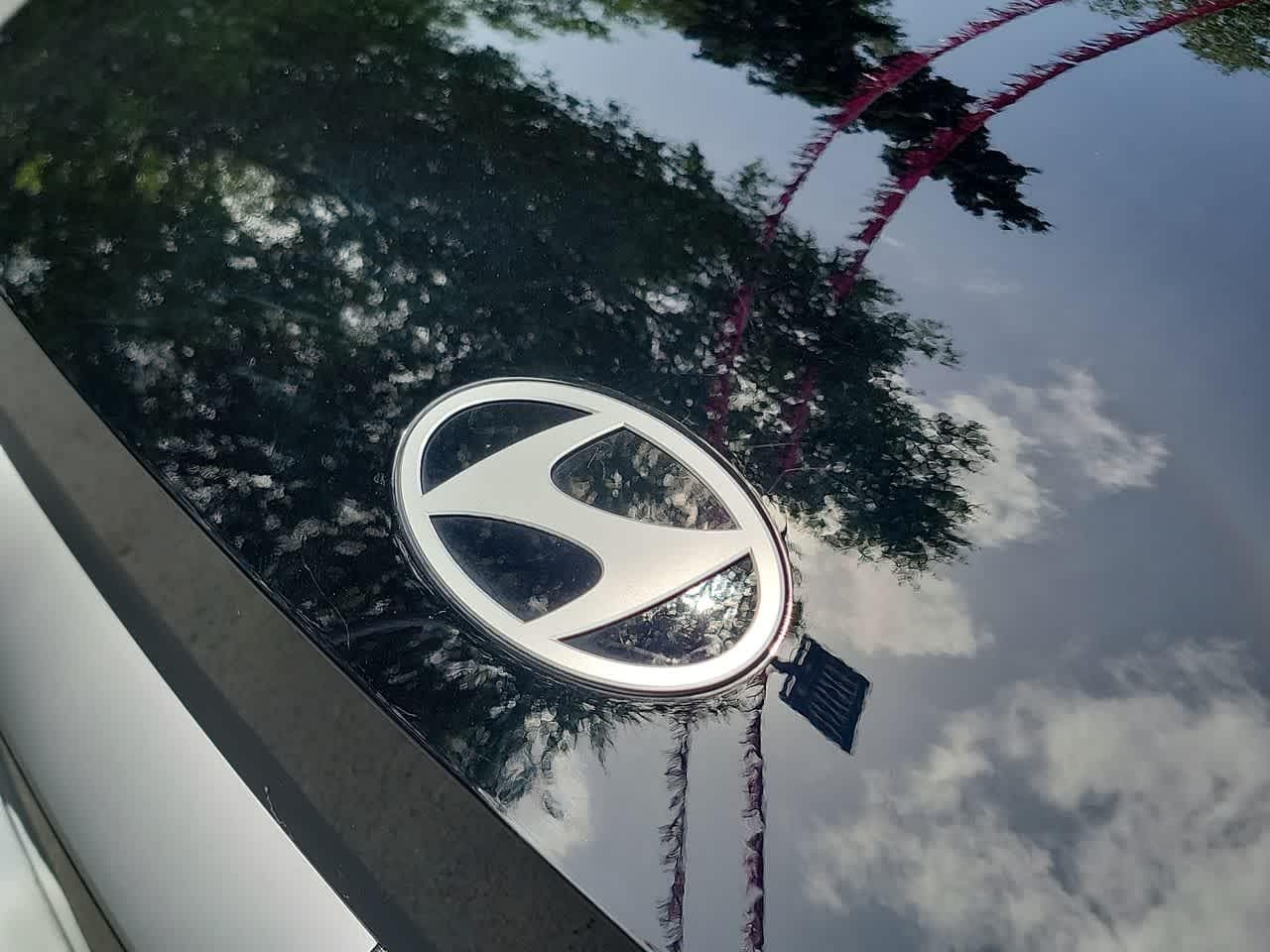 Thumbnail: 2025 Hyundai Ioniq 5 - 26