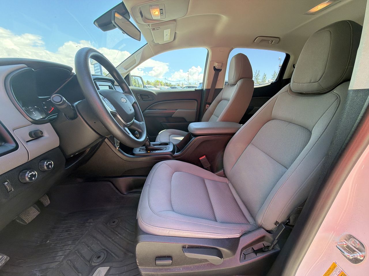Thumbnail: 2019 Chevrolet Colorado - 13