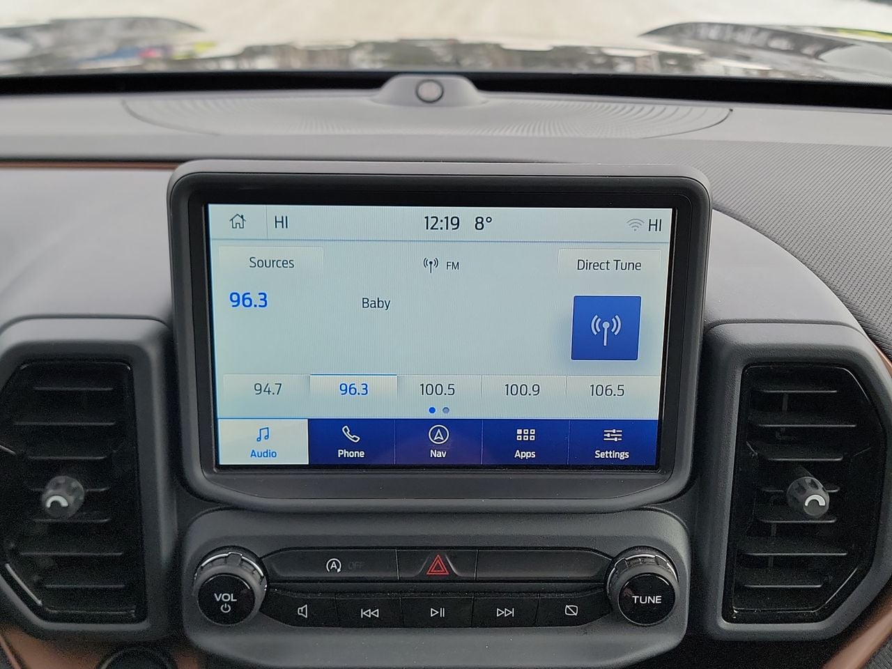 Thumbnail: 2023 Ford Bronco Sport - 16