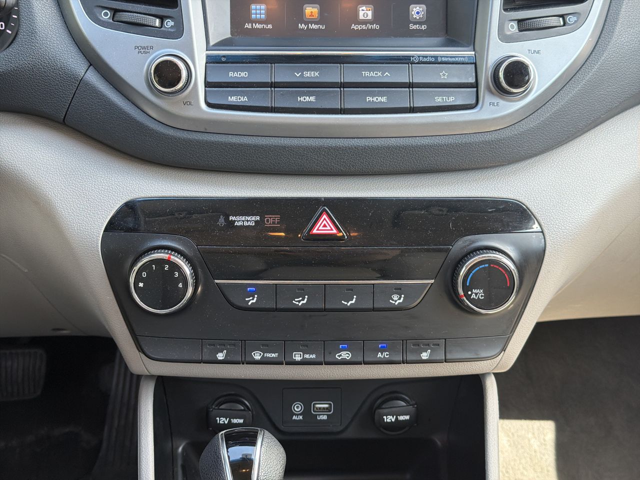 Thumbnail: 2018 Hyundai Tucson - 18