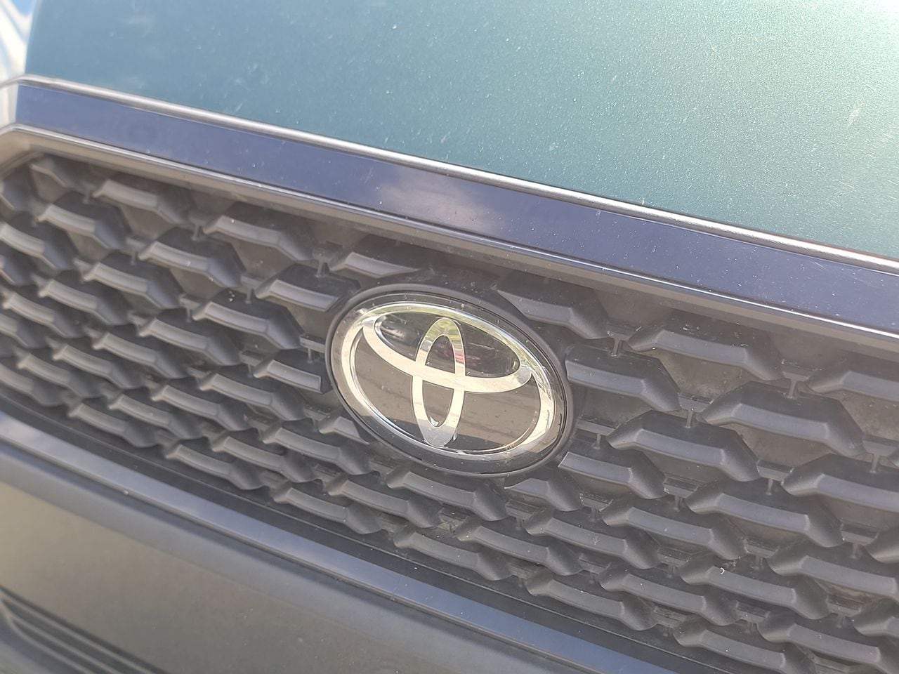 Thumbnail: 2022 Toyota Corolla Cross - 24