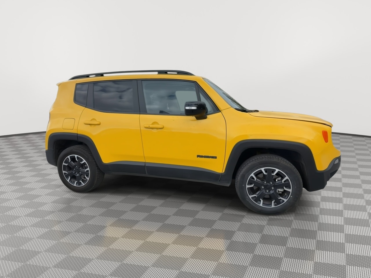 Thumbnail: 2023 Jeep Renegade - 9