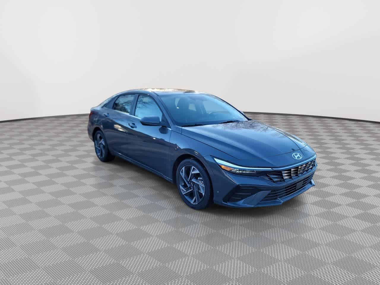 Thumbnail: 2025 Hyundai Elantra - 2